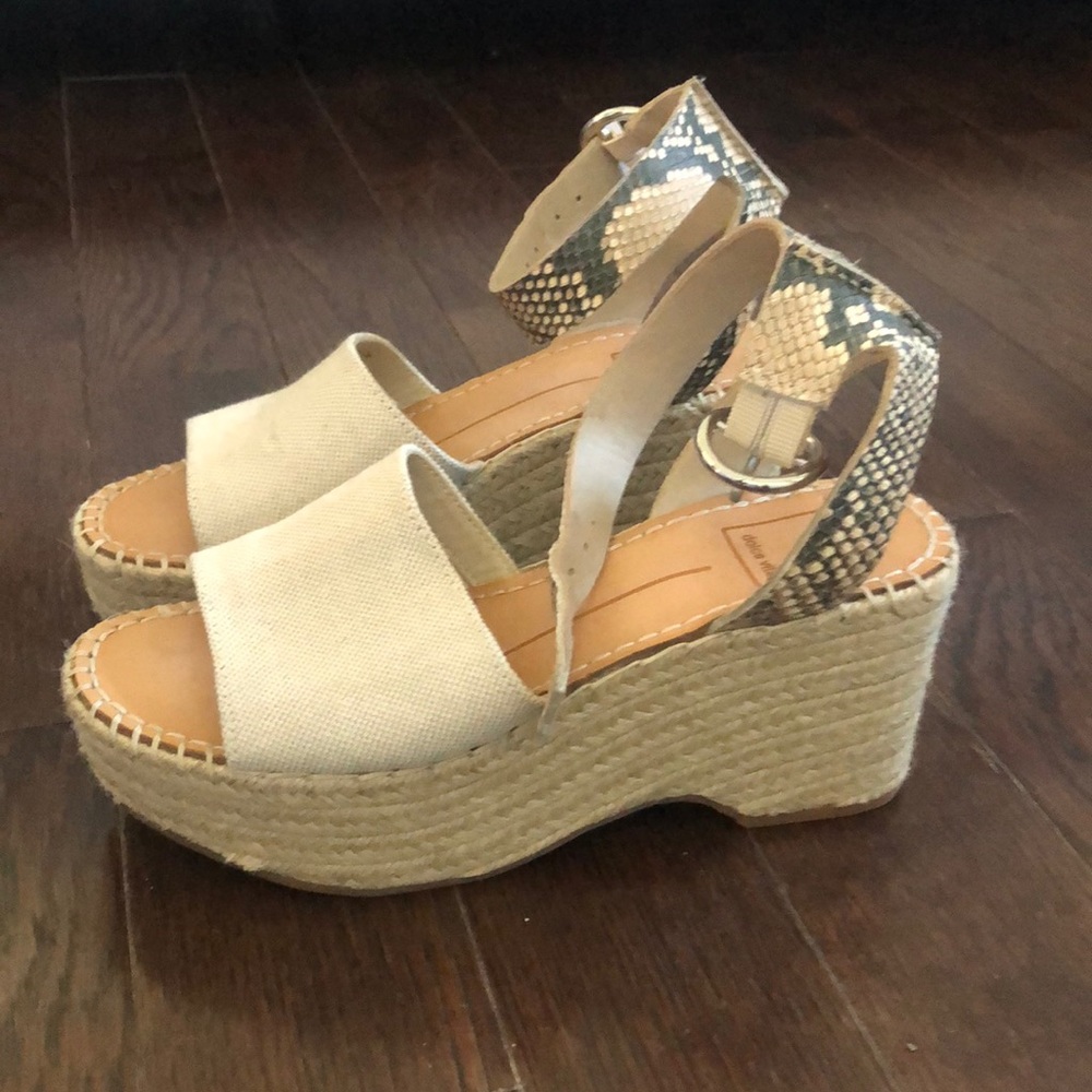 Dolce vita sandals